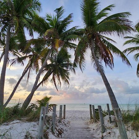 Beautifully Renovated Summer Of 2020 Come And Enjoy This Lovely Unit Key West Exterior foto