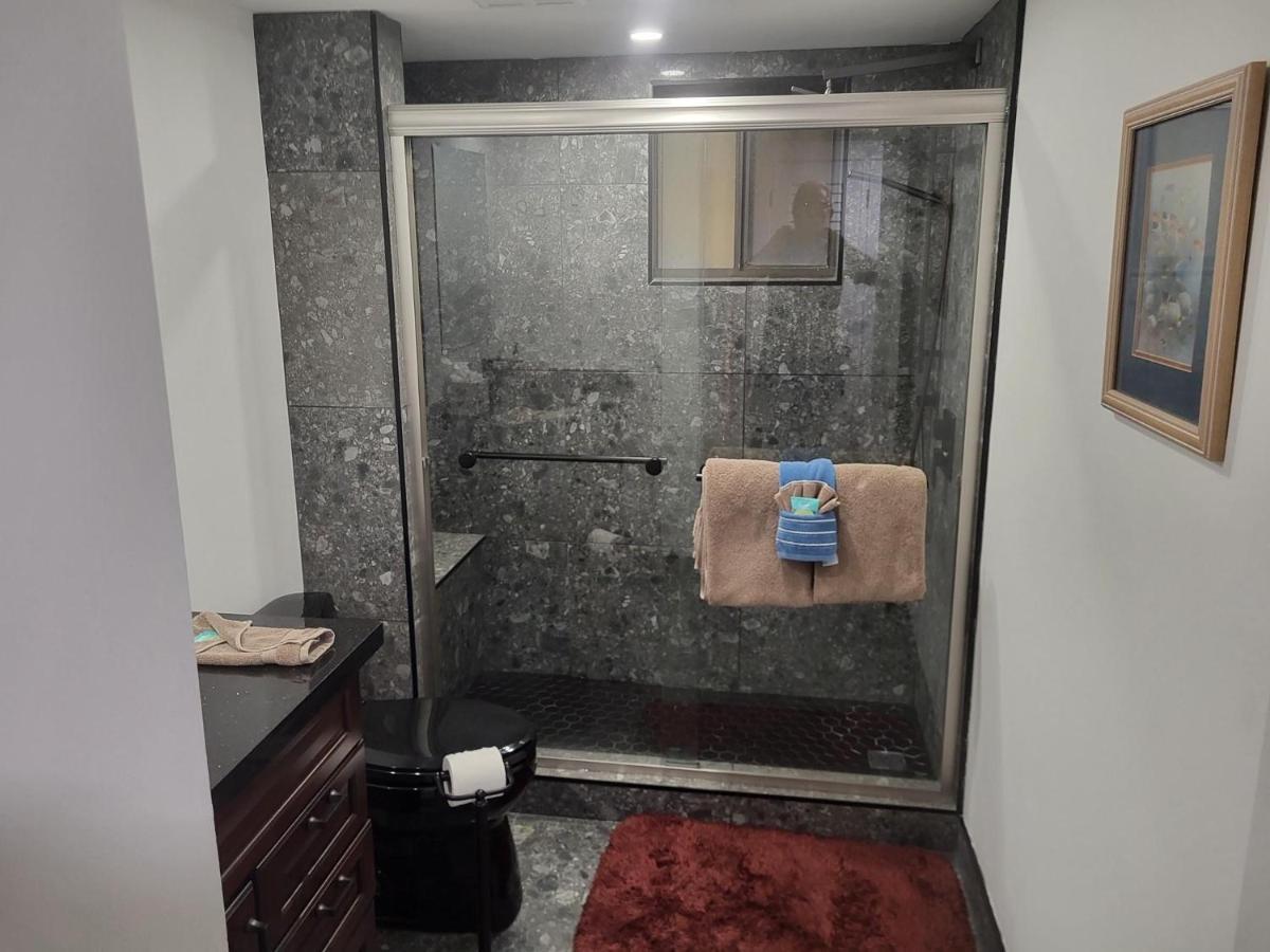Beautifully Renovated Summer Of 2020 Come And Enjoy This Lovely Unit Key West Exterior foto