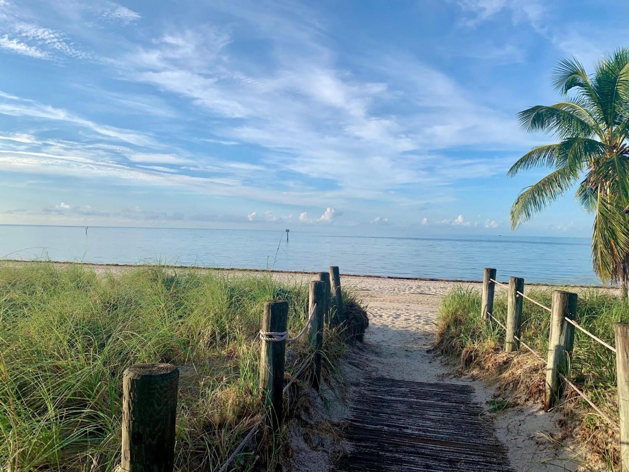 Beautifully Renovated Summer Of 2020 Come And Enjoy This Lovely Unit Key West Exterior foto